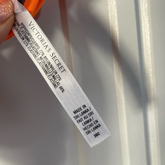 Victoria Secret Sports Bra - Picture 5 of 6